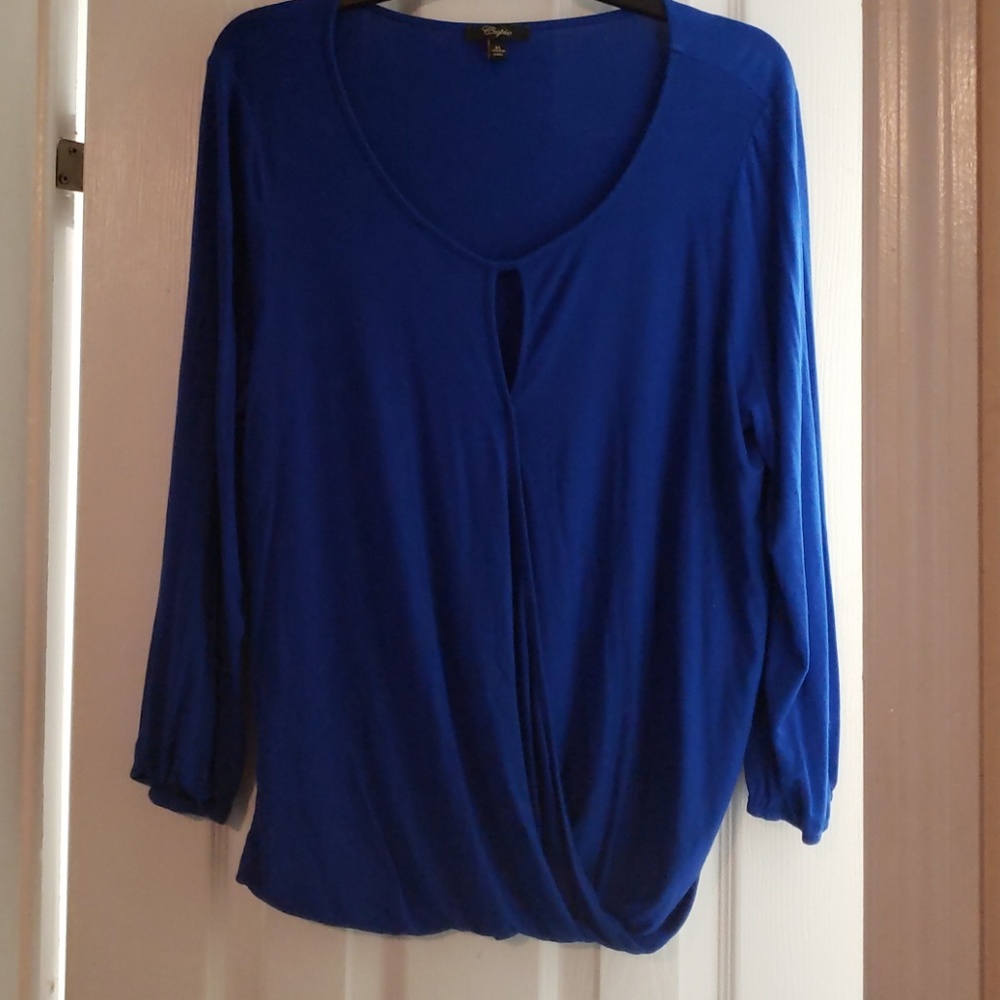 Keyhole Faux Wrap Top